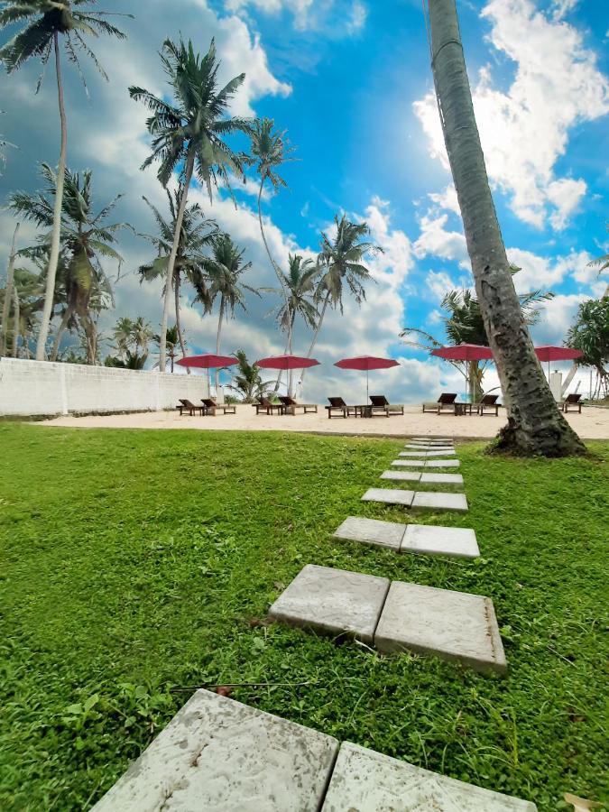 Akurala Beach Boutique Resort Εξωτερικό φωτογραφία