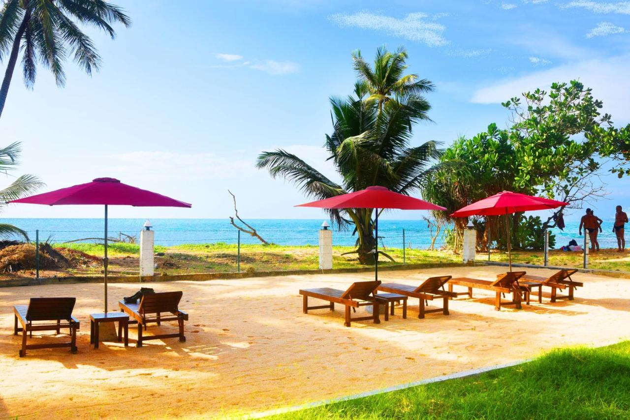 Akurala Beach Boutique Resort Εξωτερικό φωτογραφία