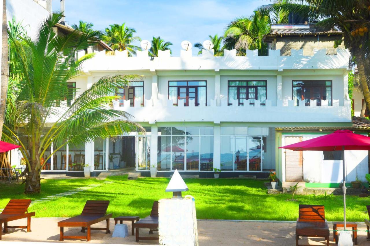 Akurala Beach Boutique Resort Εξωτερικό φωτογραφία