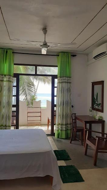 Akurala Beach Boutique Resort Εξωτερικό φωτογραφία