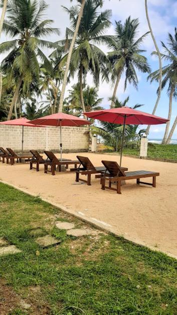 Akurala Beach Boutique Resort Εξωτερικό φωτογραφία